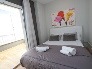 3 bedrooms, WiFi, bed sheets, wheelchair access - DIFFERENTFLATS ALTAIR (Salou)