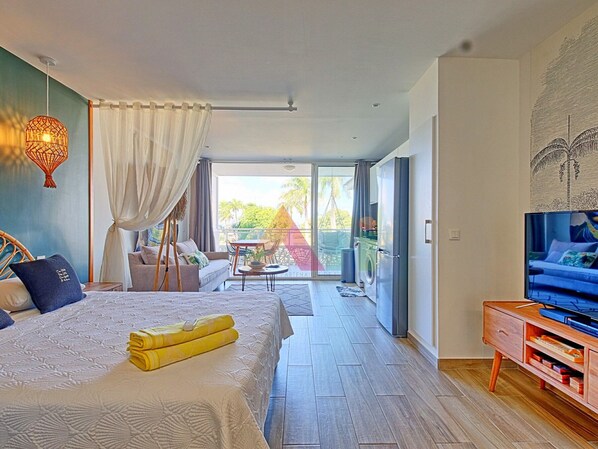 Free WiFi - Studio in Anse Marcel, beach, air conditioning, parking (Saint-Martin)