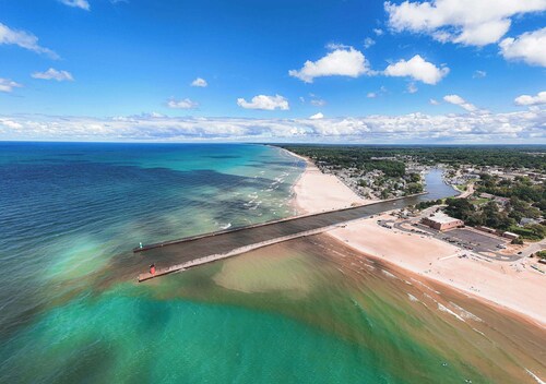 Lamb Guest | Private Pool, Hot Tub, Cabana, Outdoor Chess, Dogs | Near Lake MI