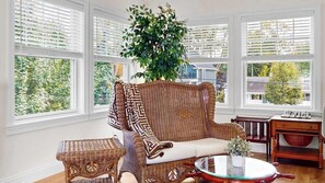 TV, fireplace, books, offices