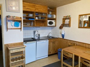 Fridge, microwave, dishwasher