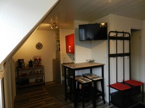 Fridge, microwave, dishwasher - Studio 18m², sleeps 3, near slopes (Le Pleynet)