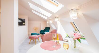 Harmony Boutique Villa - Flower Home Suite