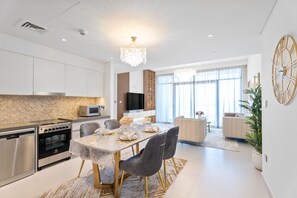 Deluxe Apartment | Private kitchen