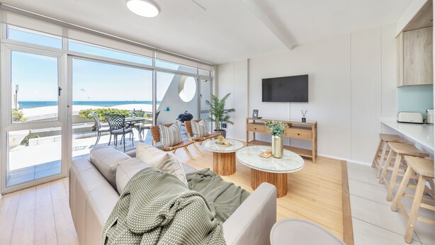 Unclassified image, 1 of 28, button - Dolphin Beach CG12, Blouberg by HMH (Cape Town)
