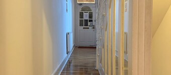 Rayan's Lodge Stratford London by OYO