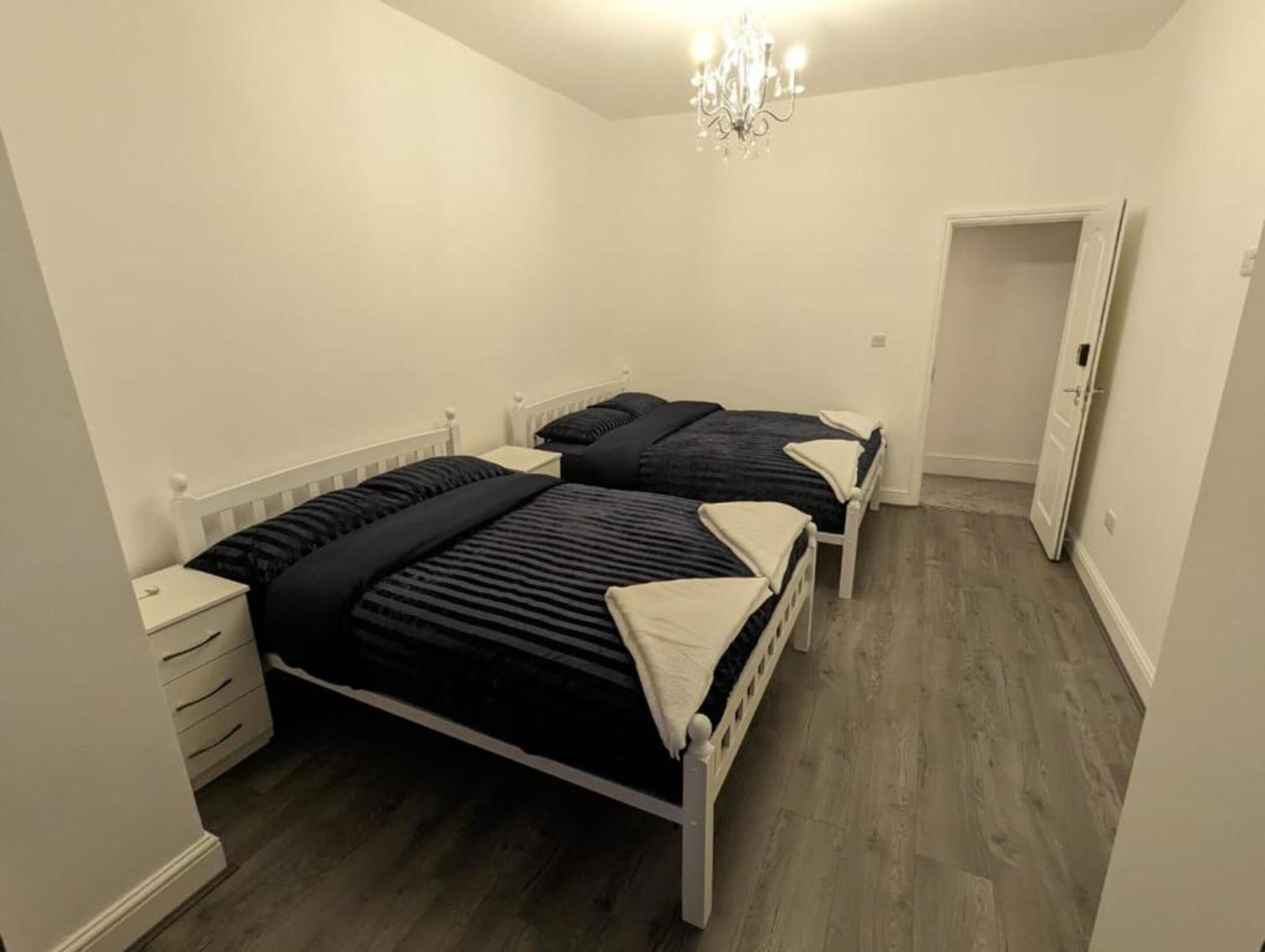 Standard Family Room for 4 | Strykejern/-brett