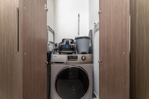 Comfort Apartment | Laundry