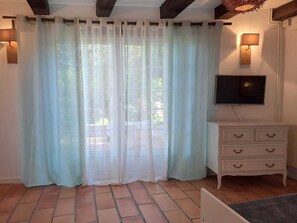 Interior - Mas Campagne Étoilée (Caderousse)