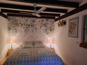 1 sovrum, strykjärn/strykbräda, wi-fi och sängkläder