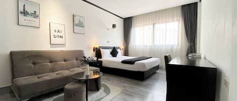 Basic Studio | Memory foam beds, individually decorated, individually furnished, desk