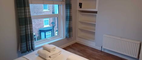 3 dormitoris i roba de llit