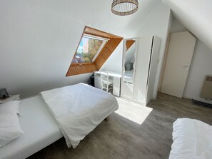 2 soveværelser, strygejern/strygebræt