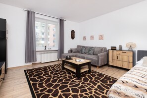 Bed sheets - Władysława IV Studio Gdynia by Renters (Gdynia)