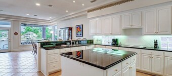 Northshore · Spacious Lakefront: Perfect for 18+, Boat Rentals!