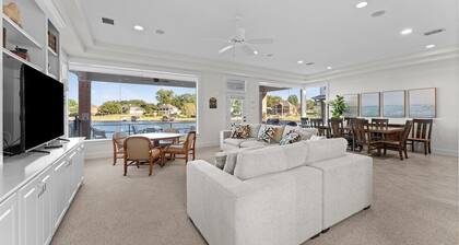 Northshore · Spacious Lakefront: Perfect for 18+, Boat Rentals!