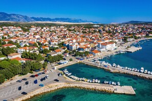 Marina - Cozy Room Near Beach L (Novalja)