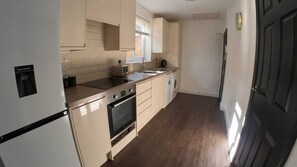Private kitchen - Beautiful one bed apartment in Market Street (Watford)