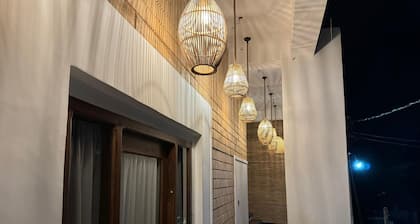 Ocean Air Guesthouse & Villa