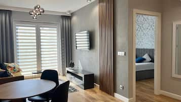Apartment, 1 Bedroom, Balcony | Living room