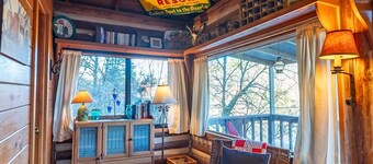 Peaceful Historic Cabin on Lake Lucerne, Fireplace