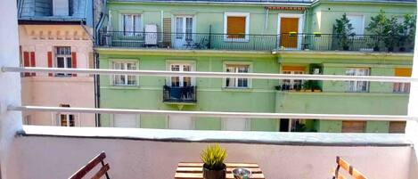 Standard Room, 3 Twin Beds | In-room safe, desk, laptop workspace, blackout drapes