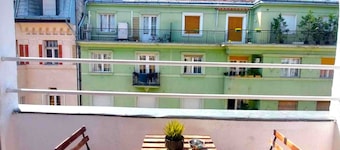 BlackSheep Budapest Smart Rooms