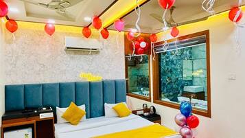 Super Deluxe Room | Desk, laptop workspace, free WiFi, bed sheets