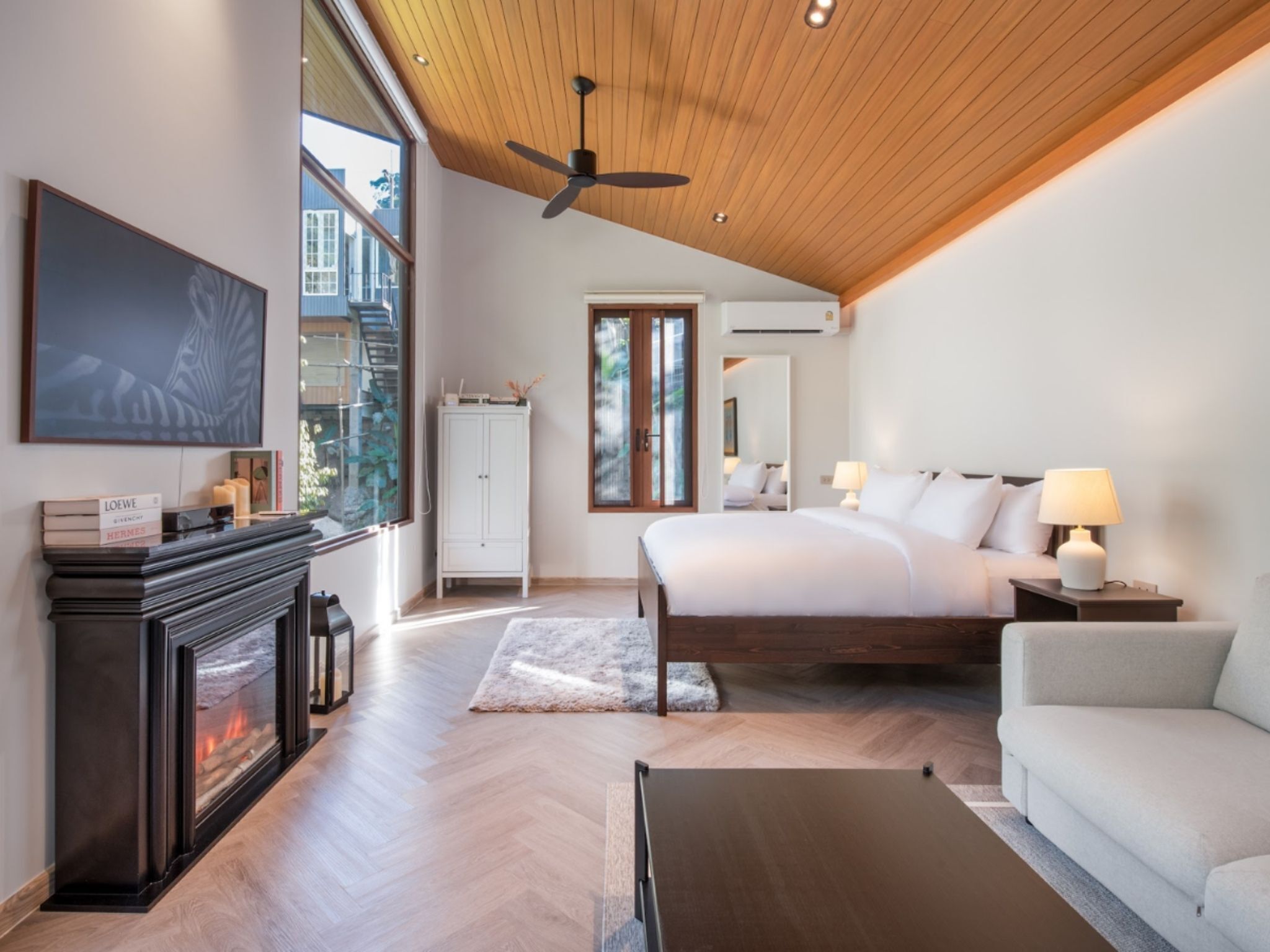 Habitación Prestigio | Escritorio, insonorización, wifi gratis y ropa de cama 