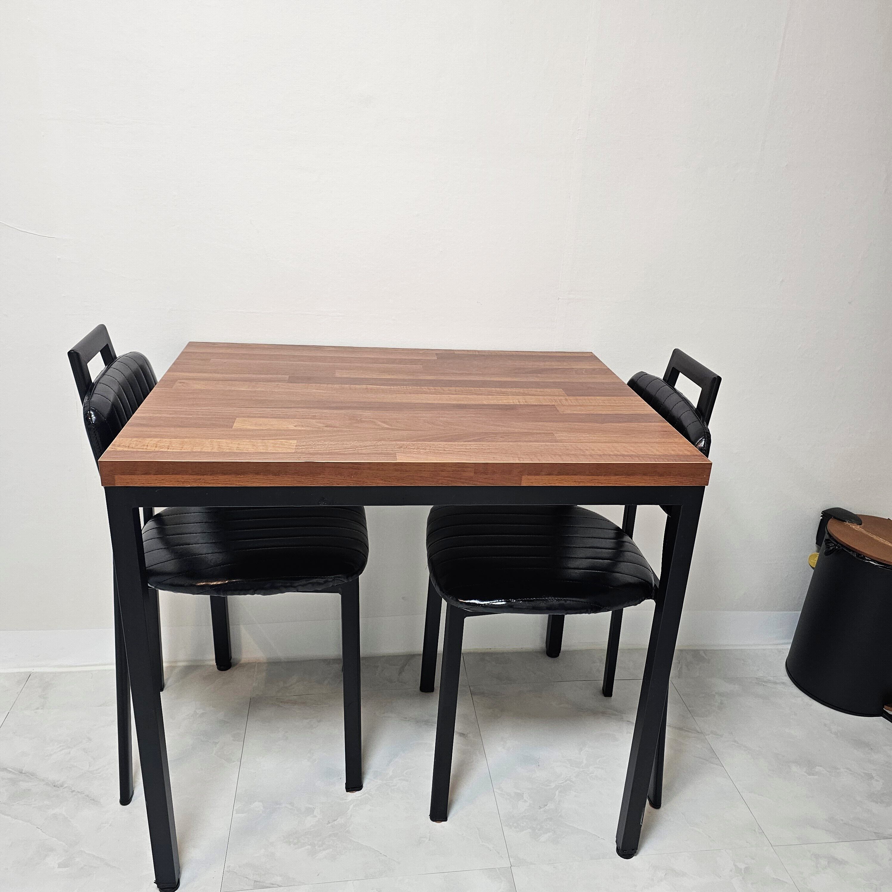 Premium bedding, desk, laptop workspace, soundproofing