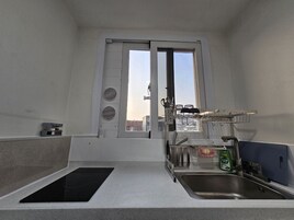 Desayuno autoservicio gratuito y diario