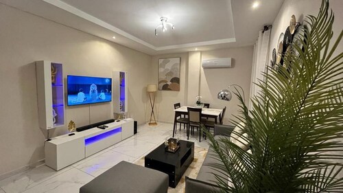 We Offer you a Lovely 1-bed Apartment in Abidjan