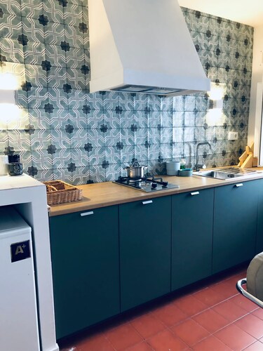 A 100 Metros del Teatro Romano y Museo