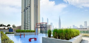 Children's play area - outdoor - LUX The Downtown Zabeel View Suite 2 (Dubai)