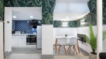 Apartment | Private kitchen | Fridge, microwave, oven, stovetop