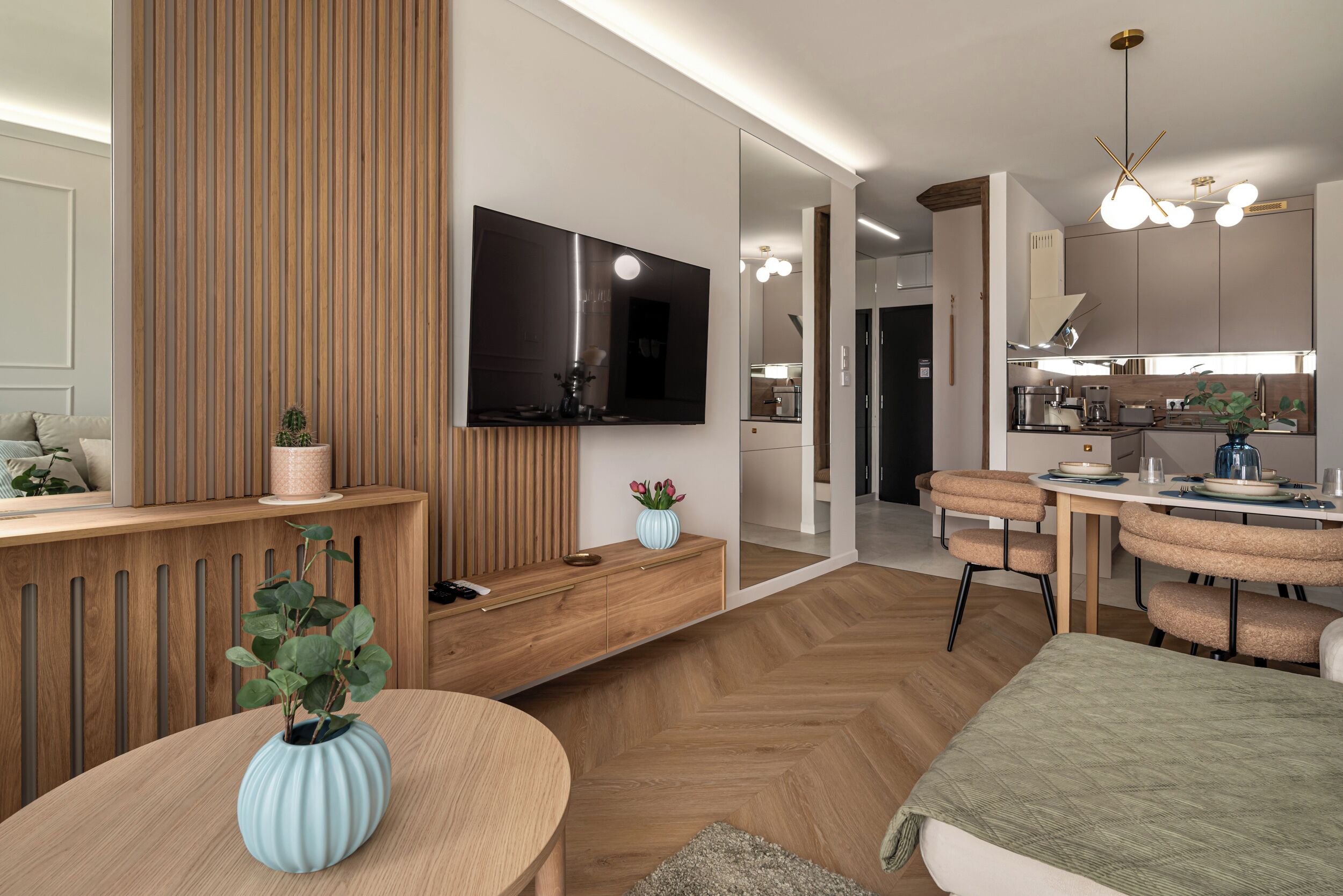 Apartment | Hypo-allergenic bedding, iron/ironing board, free WiFi
