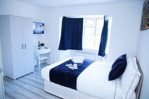 Apartment | 1 bedroom, iron/ironing board, free WiFi, bed sheets - Apartment - Sleeps 2 & Free Parking (Harrow)
