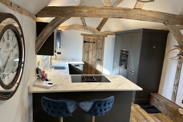 Refrigerador, microondas, horno, lavavajillas