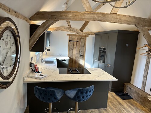 Beautiful Rural Barn - stunning interior