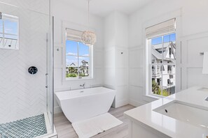 Shower, hair dryer, towels - Coastal charm meets modern comfort in this exquisite 3BD/2BA beach home! (Port Aransas)