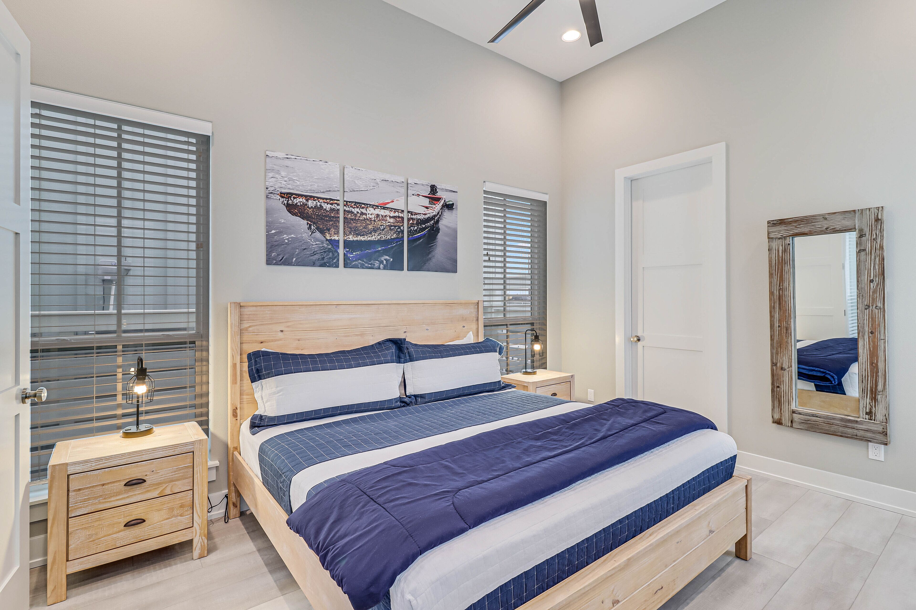 4 chambres, fer et planche à repasser, Wi-Fi, literie fournie