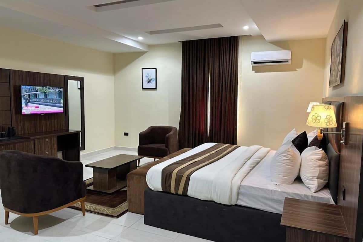 Premium-Suite | 1 Schlafzimmer, italienische Bettbezüge von Frette, Allergikerbettwaren