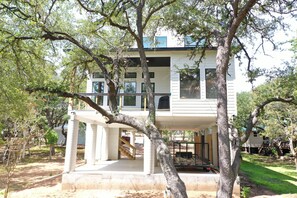 Exterior - Modern Kingsland Home W/ River Access & Kayaks 4 Bedroom Home by RedAwning (Kingsland)