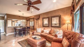 Condo, 2 Bedrooms | Living area | Smart TV