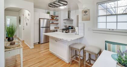 < 1 Mi to Midtown: Pet-friendly Home in Reno!