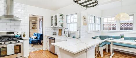 Casa (2 Bedrooms) | Interior