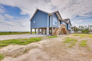 Interior - Private Beach & Deck: Bayfront Home in Hayes! (Hayes)
