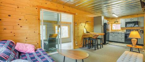 House (2 Bedrooms) | Front of property