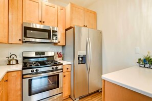 House (2 Bedrooms) | Interior - Soldotna Fishing Cabin ~ Half-mi to Kenai River! (Soldotna)