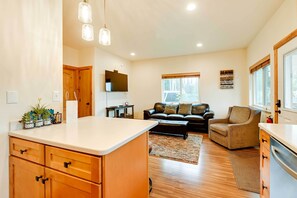 House (2 Bedrooms) | Interior - Soldotna Fishing Cabin ~ Half-mi to Kenai River! (Soldotna)